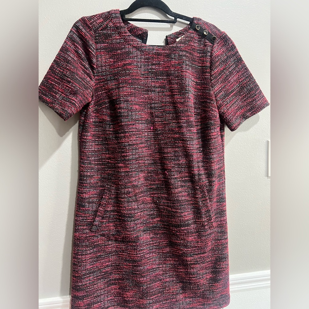 Woman’s Loft dress